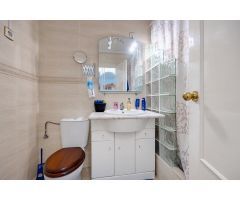 ENCANTADOR BUNGALOW CON SOLÁRIUM PRIVADO Y PISCINA COMUNITARIA