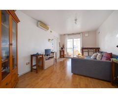 ENCANTADOR BUNGALOW CON SOLÁRIUM PRIVADO Y PISCINA COMUNITARIA