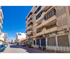 ESPACIOSO Y LUMINOSO APARTAMENTO EN GUARDAMAR – A PASOS DE LA PLAYA
