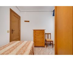 ESPACIOSO Y LUMINOSO APARTAMENTO EN GUARDAMAR – A PASOS DE LA PLAYA