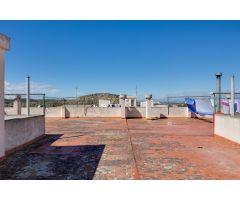 ESPACIOSO Y LUMINOSO APARTAMENTO EN GUARDAMAR – A PASOS DE LA PLAYA