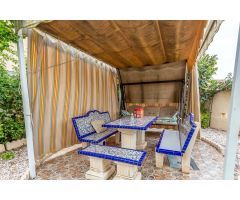 CHALET INDEPENDIENTE EN ESQUINA CON GRAN PARCELA EN ORIHUELA COSTA