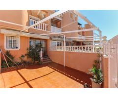 DÚPLEX DE 3 DORMITORIOS CON SOLÁRIUM PRIVADO Y TERRAZA EN RESIDENCIAL CON PISCINA