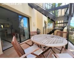 ÁTICO DE LUJO CON SOLÁRIUM PRIVADO Y VISTAS PANORÁMICAS EN COMPLEJO EXCLUSIVO JUNTO A HACIENDA DEL Á