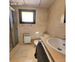 ÁTICO DE LUJO CON SOLÁRIUM PRIVADO Y VISTAS PANORÁMICAS EN COMPLEJO EXCLUSIVO JUNTO A HACIENDA DEL Á