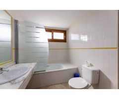 APARTAMENTO EN PLANTA BAJA CON GRAN TERRAZA EN LA ENTRADA – PUNTA PRIMA