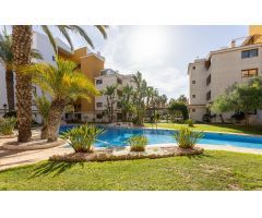 APARTAMENTO EN PLANTA BAJA CON GRAN TERRAZA EN LA ENTRADA – PUNTA PRIMA