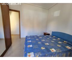 APARTAMENTO EN ENTRESUELO CON JARDÍN PRIVADO, TERRAZA, PISCINA Y PLAZA DE APARCAMIENTO A 20 MINUTOS 