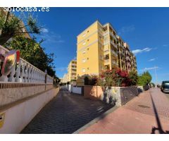 APARTAMENTO EN ENTRESUELO CON JARDÍN PRIVADO, TERRAZA, PISCINA Y PLAZA DE APARCAMIENTO A 20 MINUTOS 