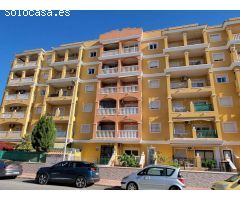 APARTAMENTO EN ENTRESUELO CON JARDÍN PRIVADO, TERRAZA, PISCINA Y PLAZA DE APARCAMIENTO A 20 MINUTOS 
