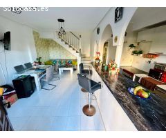 DÚPLEX CON TERRAZA, BALCÓN Y PISCINA COMUNITARIA EN RESIDENCIAL PRIVADO