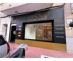LOCAL COMERCIAL EN AVENIDA PRINCIPAL DE GUARDAMAR – ¡VISIBILIDAD Y POTENCIAL GARANTIZADOS!