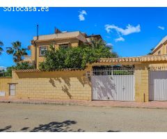 CHALET ESTILO QUAD CON JARDÍN PRIVADO, SOLÁRIUM Y SÓTANO EN CIUDAD QUESADA