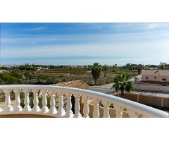 ESPECTACULAR VILLA INDEPENDIENTE CON VISTAS EN LOS ALTOS
