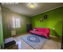 ESPECTACULAR CHALET EN AGUAS NUEVAS: LUJO, ESPACIO Y UBICACIÓN A SOLO 1,5 KM DE LA PLAYA
