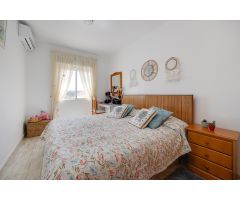 AMPLIO BUNGALOW DÚPLEX TOTALMENTE AMUEBLADO, LISTO PARA ENTRAR A VIVIR