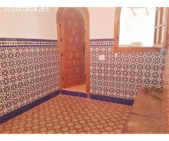 VENTA DE LOCAL U OFICINA EN PLENO CENTRO DE TORREVIEJA