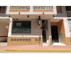 LOCAL COMERCIAL EN TORREVIEJA – ZONA ACEQUIÓN, A SOLO 250 M DE LA PLAYA