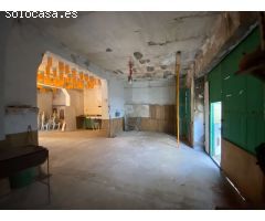 Vivienda unifamiliar para reforma. Centrica y bien situada. Aparta para promoción de viviendas.