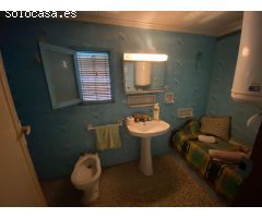 Vivienda unifamiliar para reforma. Centrica y bien situada. Aparta para promoción de viviendas.