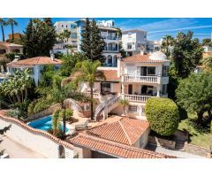 ACOGEDORA VILLA EN NUEVA ANDALUCIA