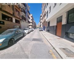 VENTA COCHERA JUNTO ALHAMAR  Y  SAN ANTON