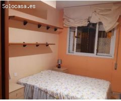 ** SE ALQUILA PISO EN CALLE MELCHOR ALMAGRO **