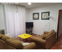 MARAVILLOSO PISO DE 5 HABITACIONES EN CALLE SAN ANTON, EN PLENO CENTRO DE GRANADA