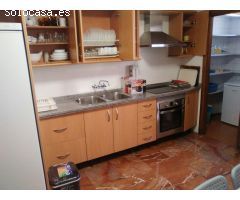 MARAVILLOSO PISO DE 5 HABITACIONES EN CALLE SAN ANTON, EN PLENO CENTRO DE GRANADA