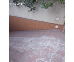 ¡Chalet adosado en alquiler en Barrio de los Periodistas!