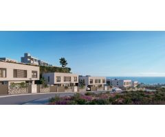 Exclusiva para entrar a vivir ya!!! adosada a estrenar en Riviera del Sol, Mijas.