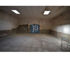 Local comercial en Alquiler en Xàtiva, Valencia