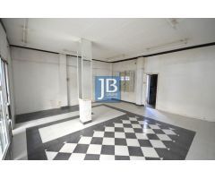 Local comercial en Alquiler en Xàtiva, Valencia