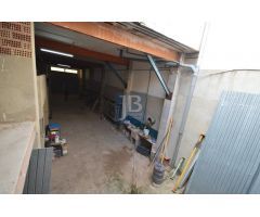ALQUILER ALMACEN EN MANUEL