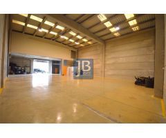 Nave de 576m²