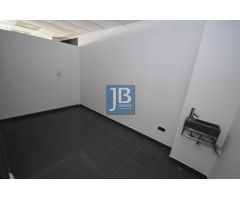 Local comercial en Alquiler en Xàtiva, Valencia