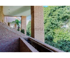 AMPLIO CHALET EN CALA CANTALAR