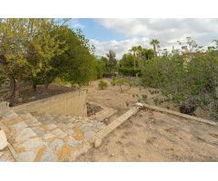 Magnífico Chalet en Venta en Petrer: Encanto y Tranquilidad en un Entorno Natural Único