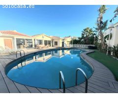 Chalet en Venta en San Juan Playa, Alicante