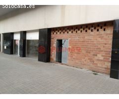 LOCAL COMERCIAL EN ALQUILEREN LA VERNEDA I LA PAU
