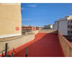 ¡Gran Oportunidad de Inversión en Barcelona! Edificio en Venta en la Calle Camprodón