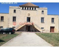MASIA EN VENTA EN CORNELLA CRT/ CAMI DEL MIG