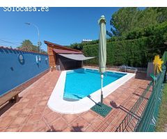 Se vende chalet adosado en La Pobla de Vallbona, Valencia