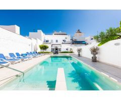 Espectacular casa de 5 dormitorio en el corazón de Nerja