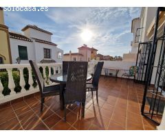 Amplia Casa Adosada con Piscina Privada, Garaje y Terraza en la Azotea – Cerca del Centro de Nerja
