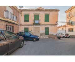 Casa con Encanto Histórico en el Centro de Otura