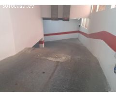 Magnifica cochera en pleno centro de Granada