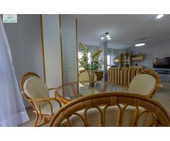 Piso para estudiantes esquina a la Rambla de San Joan de Alacant muy luminoso
