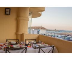 APARTAMENTO EN PRIMERA LÍNEA EN PUERTO MARINA, BENALMADENA