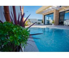 VILLAS DE LUJO EN MONTESINOS